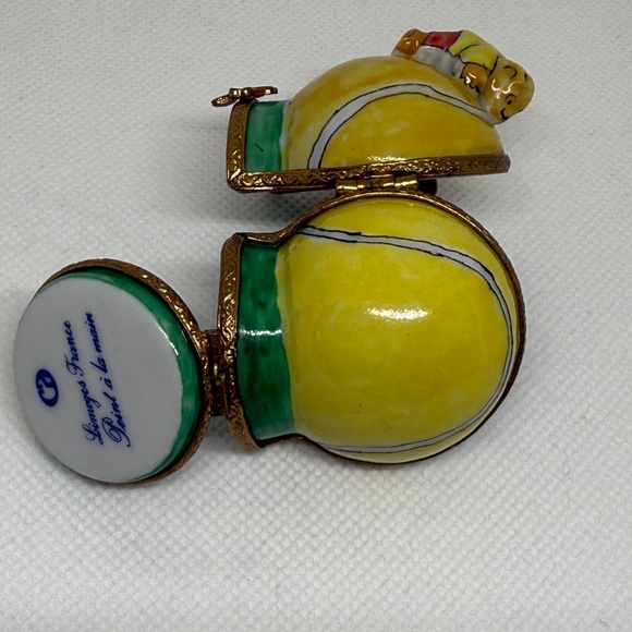 Rare Limoges France Trinket Box – Bear on Tennis Ball, Triple Hinged - Picture 14 of 14